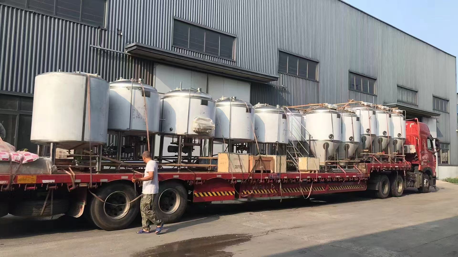 宝山精酿啤酒设备厂—精酿啤酒设备制造：传承工艺与创新科技的交融